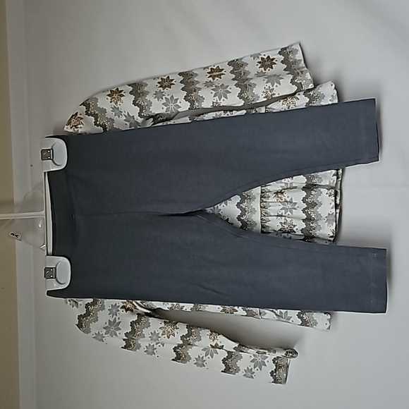 GYMBOREE Toddler Girl's Shimmer Snowflake Top w/ Matching OLD NAVY Leggings - Picture 8 of 15